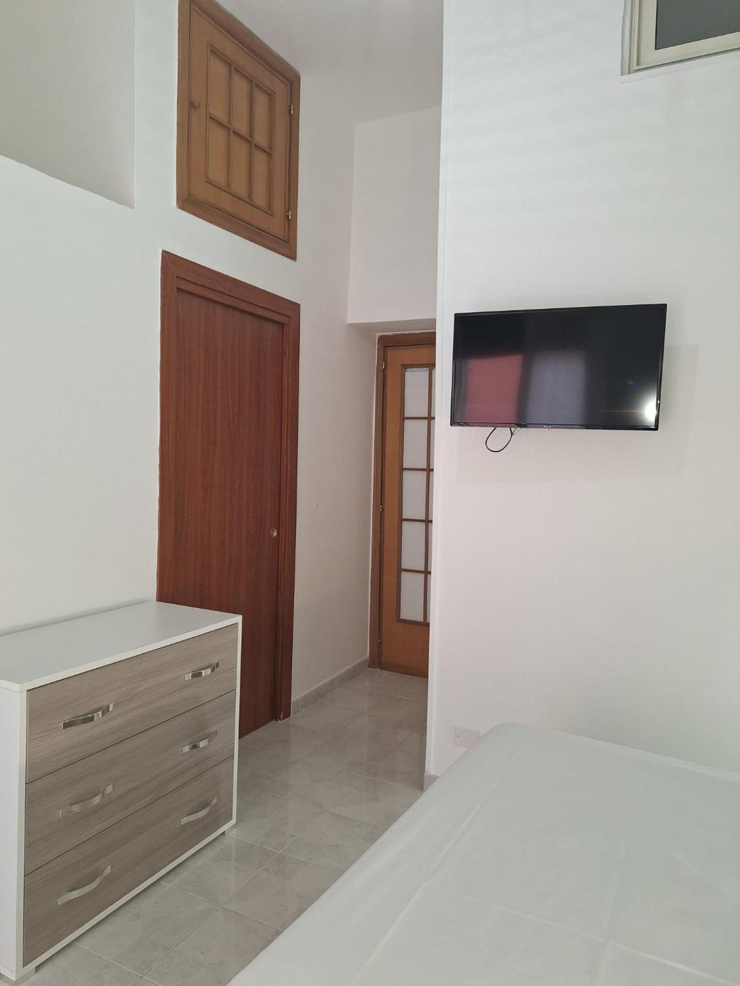 ホテル Cisterna'S House ナポリ 部屋 写真